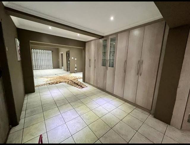 4 BEDROOM PROPERTY TO RENT IN DALVIEW